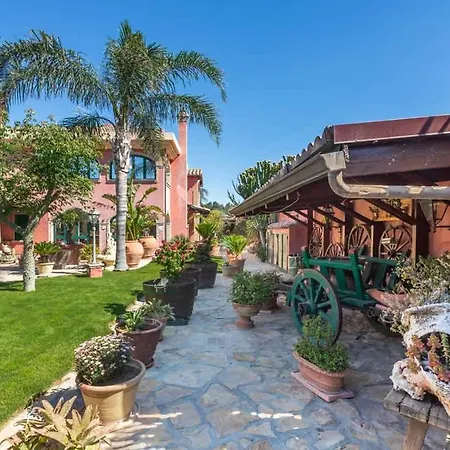 Bed & Breakfast Flumini 3*