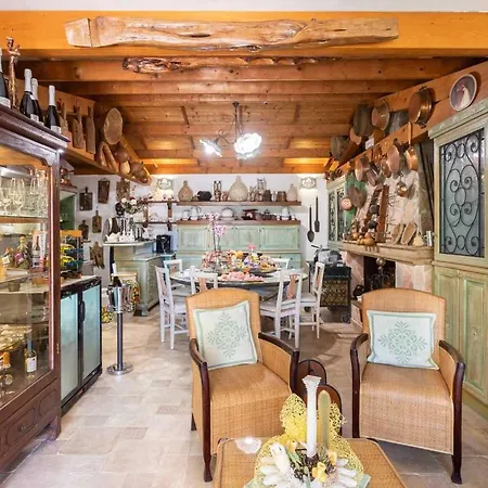 Flumini Bed & Breakfast