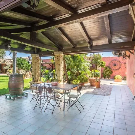 Bed and breakfast Flumini 3*