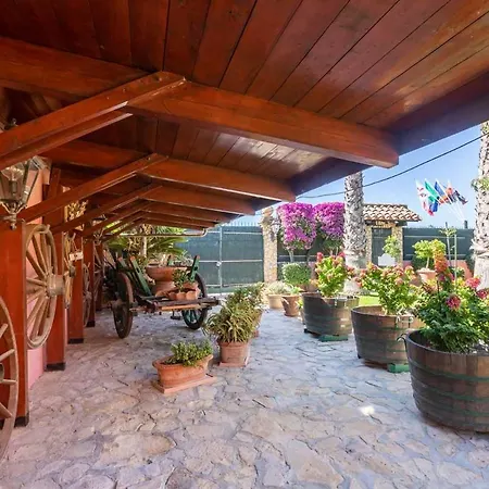 Flumini B&B 플루미니 디 콰르투