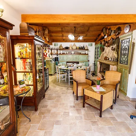 Flumini Bed & Breakfast