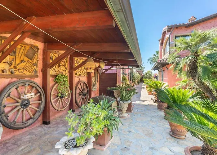 Bed & Breakfast Flumini 3*